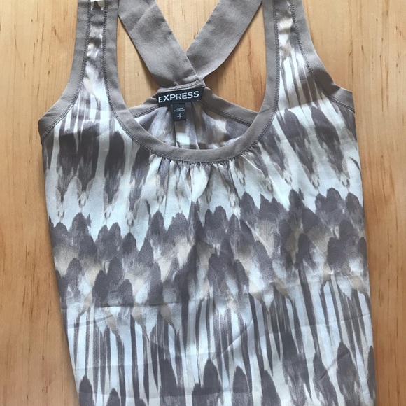 Fun Express top! - Picture 3 of 4